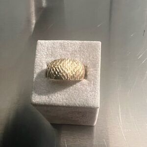 “Michael Anthony“ Solid 10K Yellow Gold Tapered Wide Dome Textured Band